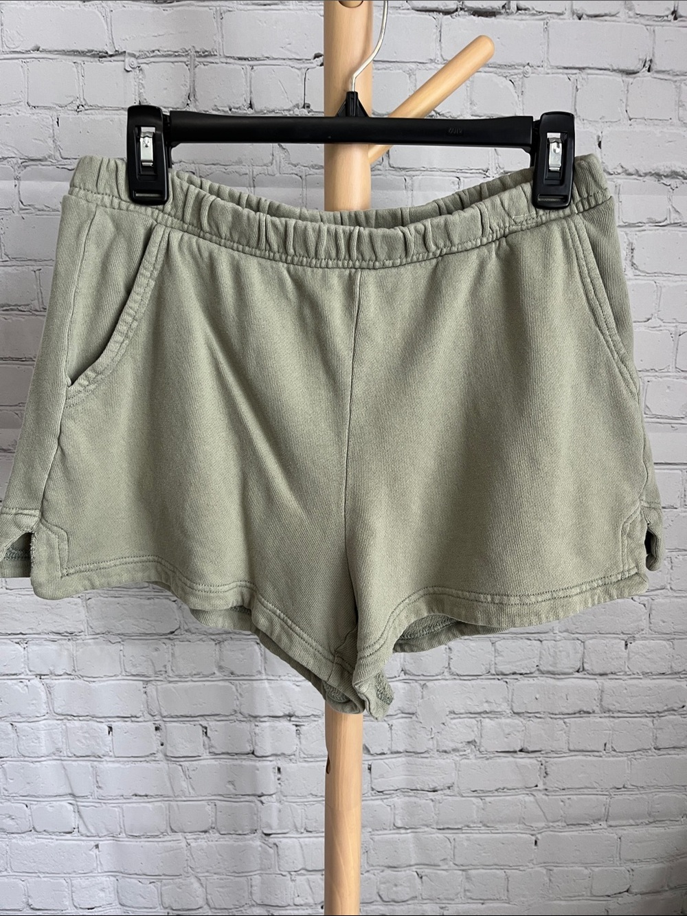 Aerie Women’s Relaxed Drawstring Shorts - Sage Green